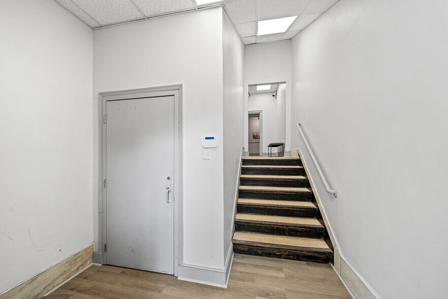 More Photos Of 379 Cherry St, Pottstown Flex For Lease