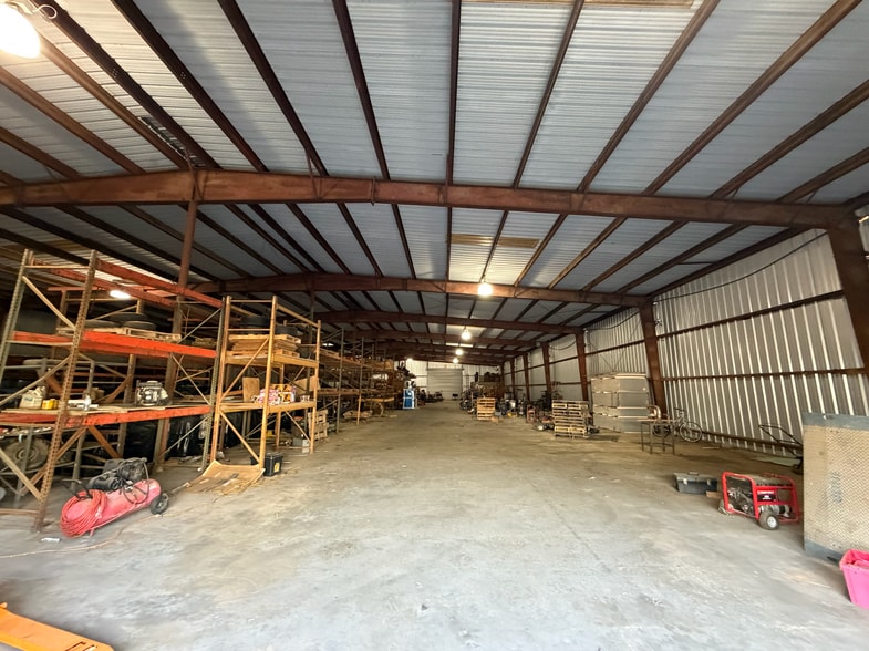 More Photos Of 5711 Highway 53 E, Dawsonville Warehouse For Lease