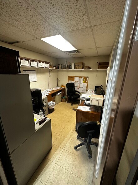 More Photos Of 3470 Gilchrist Rd, Mogadore Warehouse For Sale