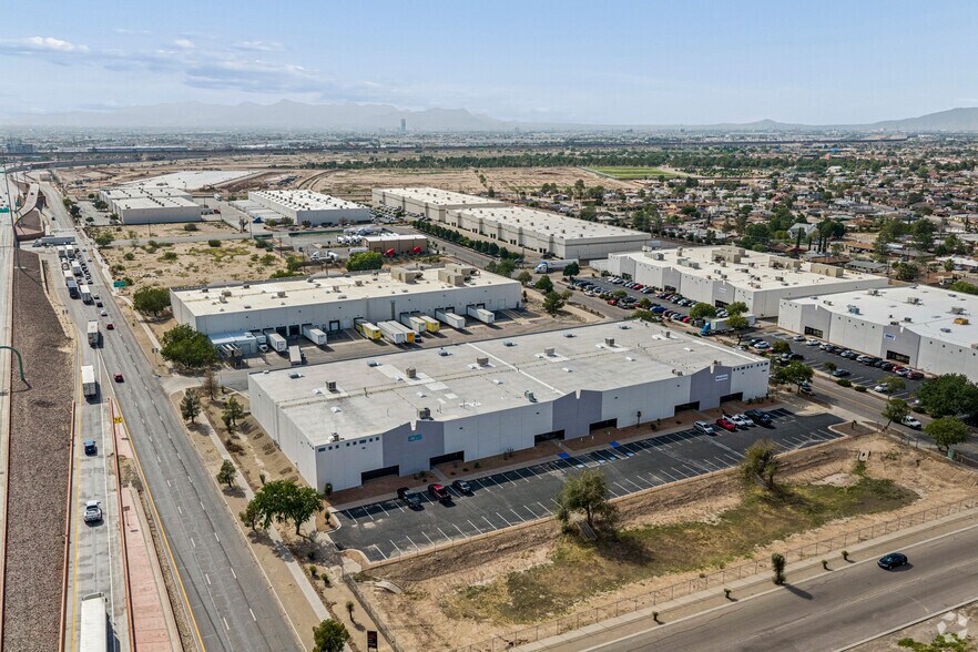 More Photos Of 420 A Pan American Dr, El Paso Unknown For Lease