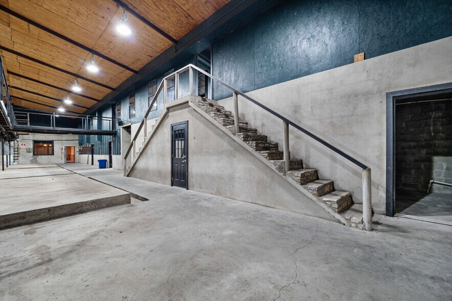 More Photos Of 2412 Usener Rd rd, Fredericksburg Winery Vineyard For Sale