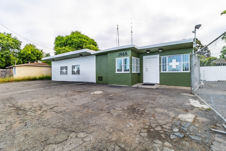 More Photos Of 1966 Broadway St, Vallejo Storefront For Sale