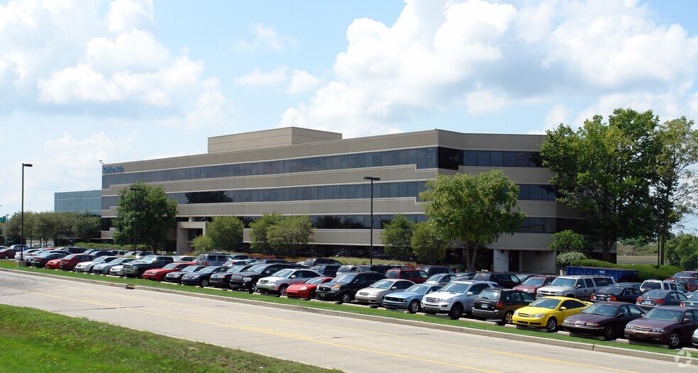 More Photos Of 7440 Woodland Dr, Indianapolis Medical For Lease