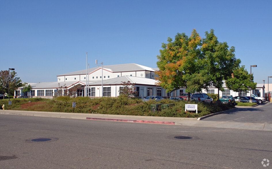 Primary Photo Of 4701 Beloit Dr, Sacramento Flex For Sale