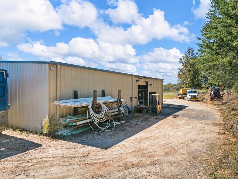 More Photos Of 3808 N Highway 14, Greer Service For Sale