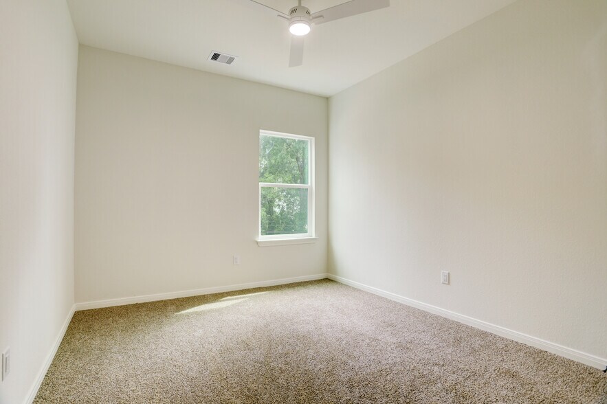More Photos Of 8314 Williamsdell, Houston Specialty For Sale