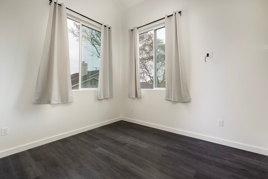 More Photos Of 6880 Pasado Rd, Isla Vista Apartments For Sale