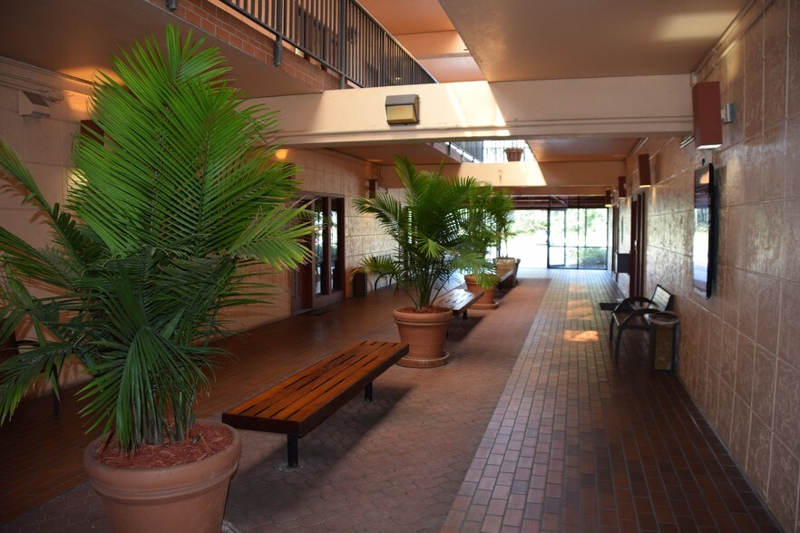 More Photos Of 201 Hilda St, Kissimmee Medical For Lease