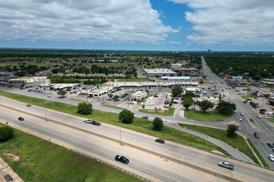 More Photos Of 4102 Buffalo Gap Rd, Abilene Unknown For Lease