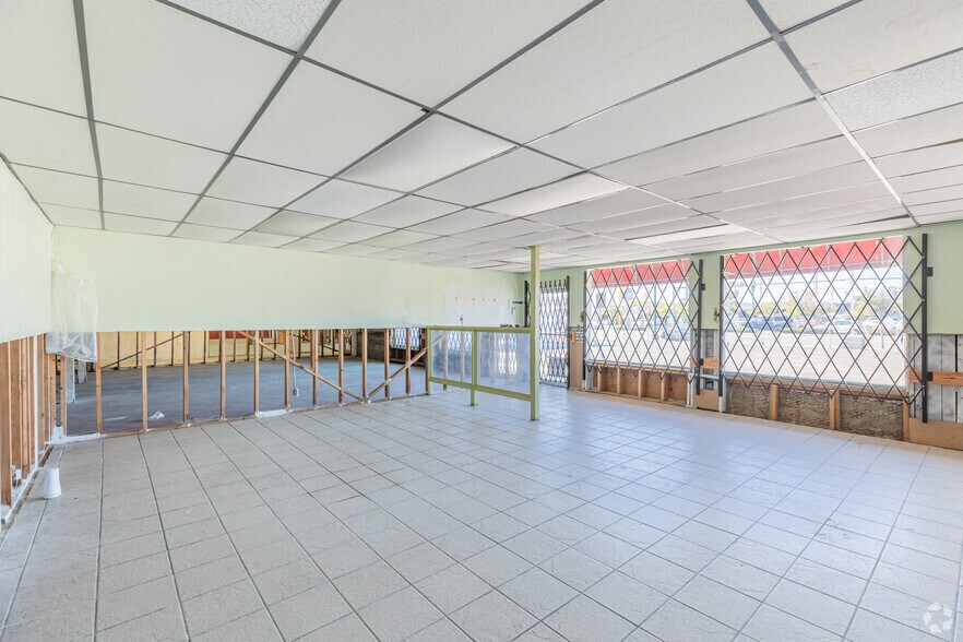 More Photos Of 1705-1727 National City Blvd, National City Auto Dealership For Sale