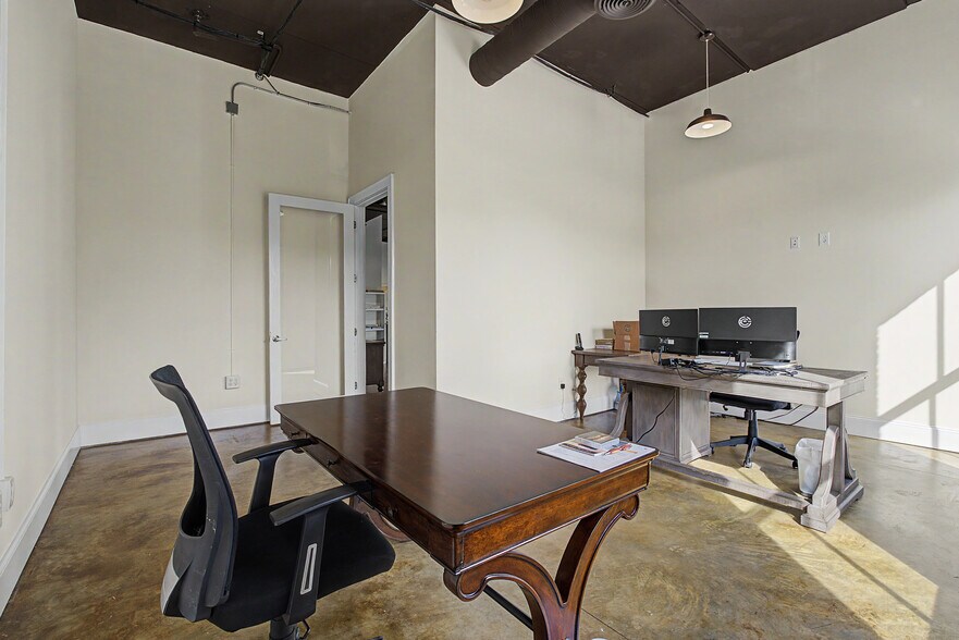 More Photos Of 1430 Capital Ave, Watkinsville Storefront Retail Office For Sale