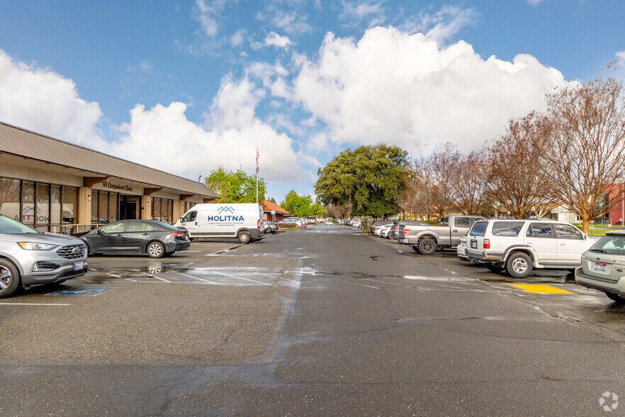 More Photos Of 39191-39217 Liberty St, Fremont Medical For Sale