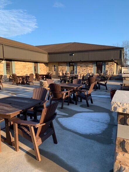 More Photos Of 3177 French Rd, De Pere Restaurant For Sale