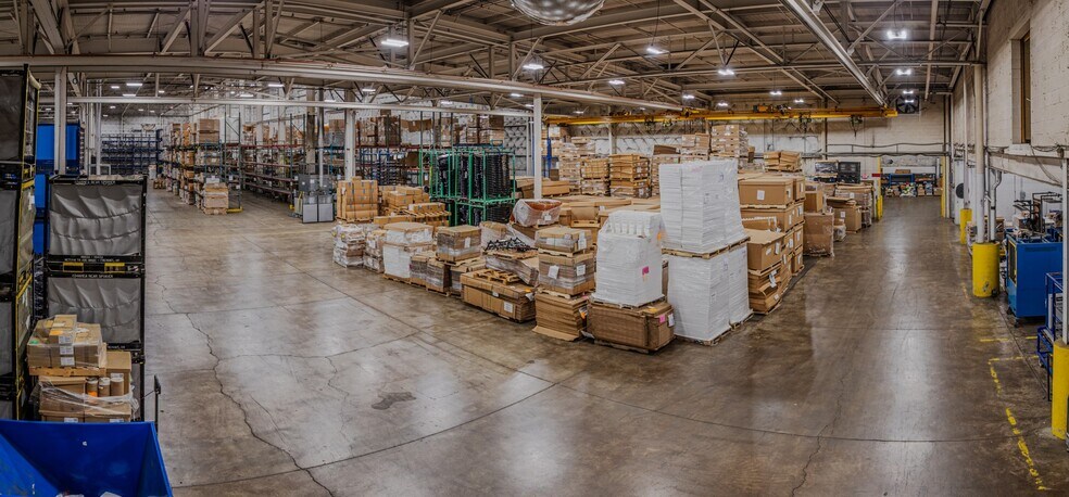 More Photos Of 2100 Cedar St, Fremont Distribution For Lease