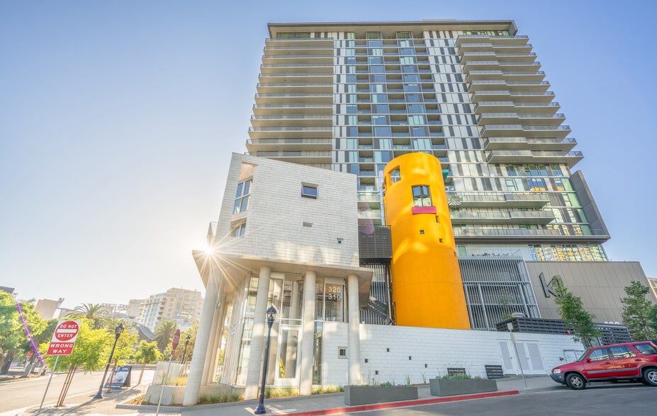 More Photos Of 330 13th St, San Diego Apartments For Lease