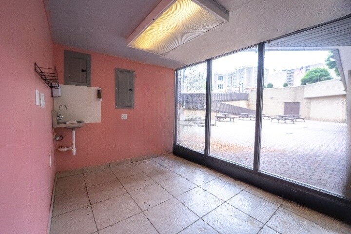 More Photos Of 7000 E Kennedy Blvd, Guttenberg Apartments For Sale