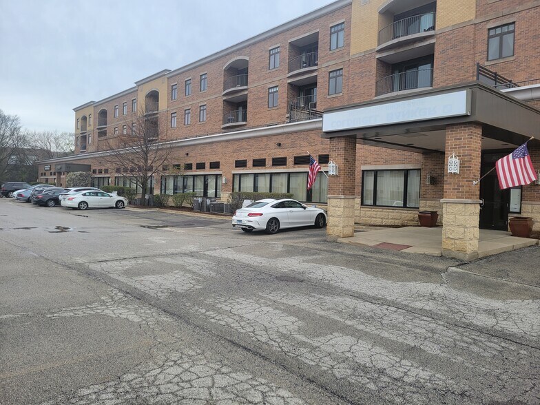 Primary Photo Of 6400 N Northwest Hwy, Chicago Apartments For Lease