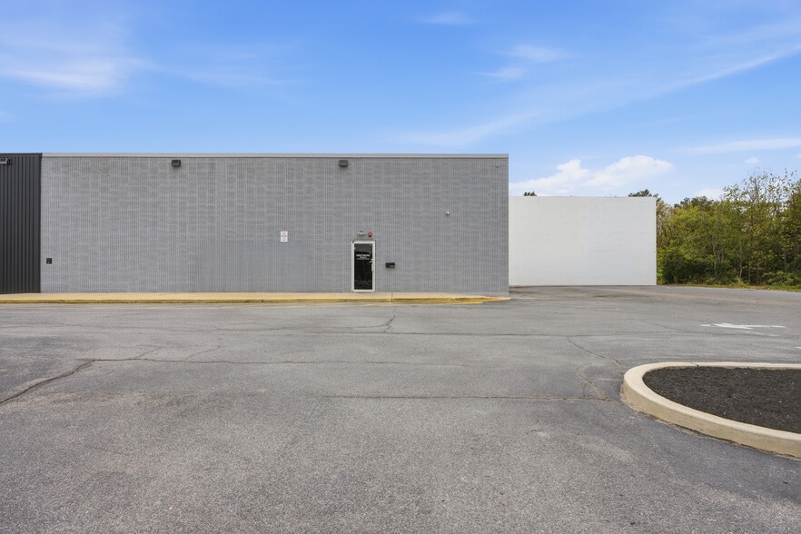 Primary Photo Of 1155 S Black Horse Pike, Williamstown Freestanding For Lease