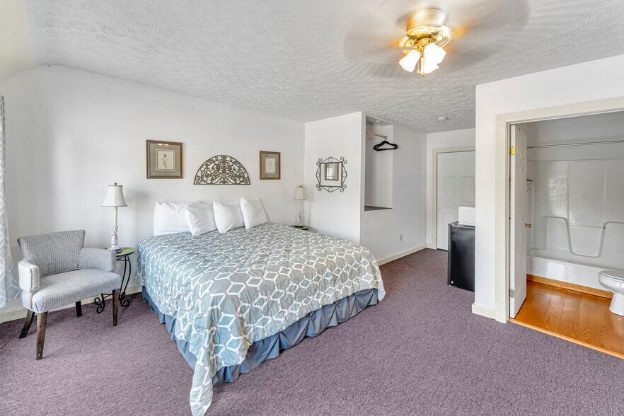 More Photos Of 7667 State Highway 80, Springfield Center Hotel For Sale