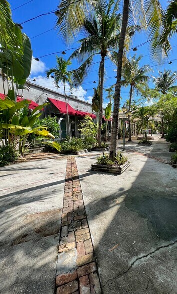 More Photos Of 5582 NE 4th Ct, Miami Storefront Retail Office For Lease