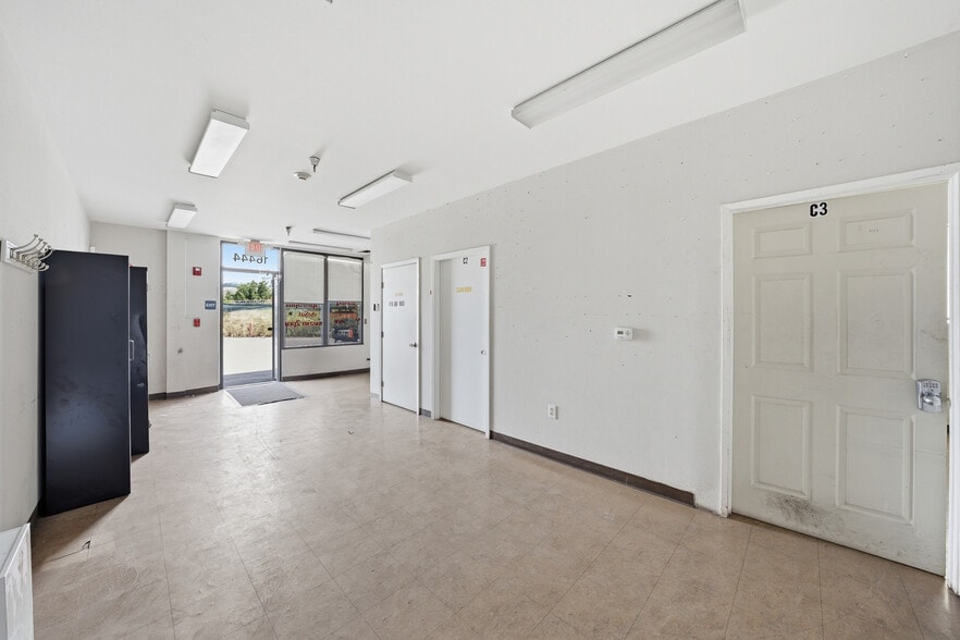 More Photos Of 16440 Ashland Ave, San Lorenzo Warehouse For Sale