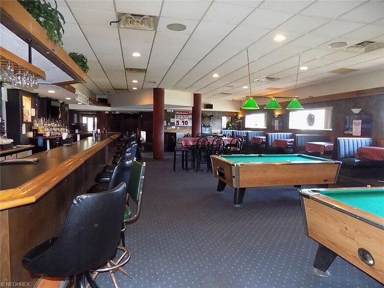 More Photos Of 5348 E Lake Rd, Sheffield Lake Restaurant For Sale