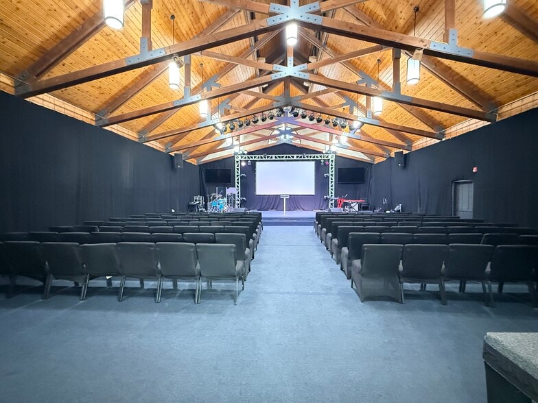 More Photos Of 11310 Montgomery Rd, Beltsville Religious Facility For Sale