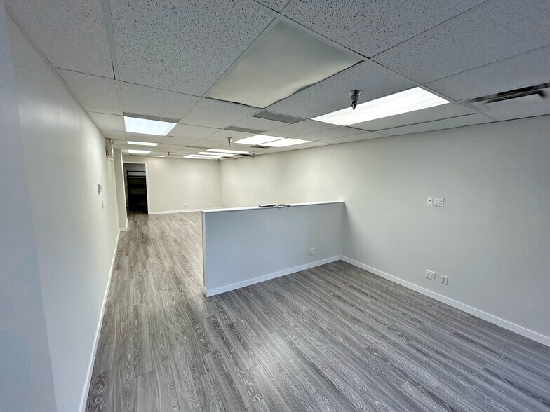 More Photos Of 666 Leg In Boot Sq, Vancouver Apartments For Lease