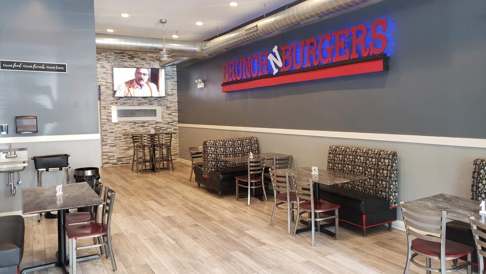 More Photos Of 2251-2259 W Taylor St, Chicago Restaurant For Lease