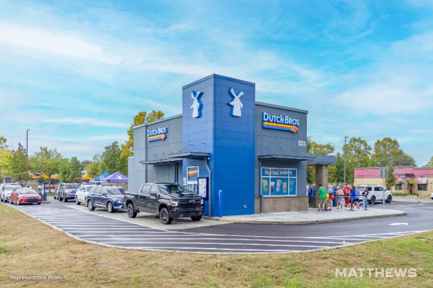 Primary Photo Of 4325 S Western Ave, Marion General Retail For Sale