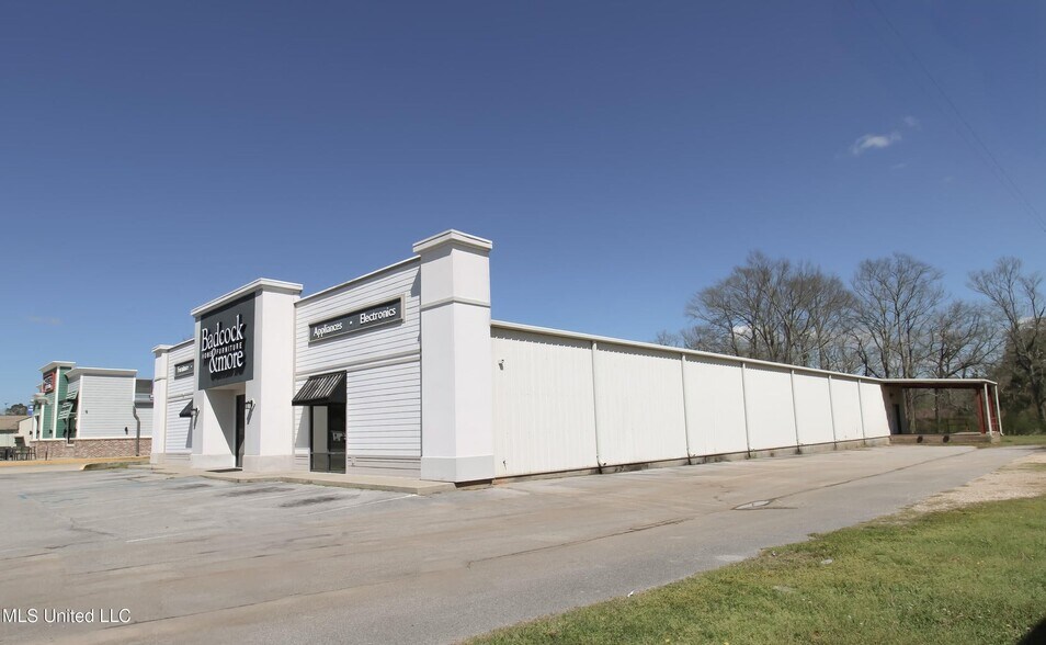 More Photos Of 76 E Frontage Rd, Lucedale Freestanding For Sale