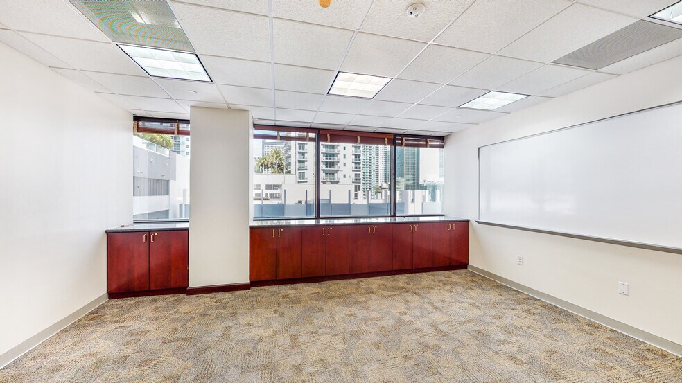 More Photos Of 1200 Brickell Ave, Miami Office For Lease