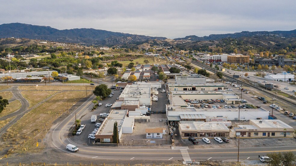 More Photos Of 22414 13th St, Newhall Contractor Storage Yard For Lease