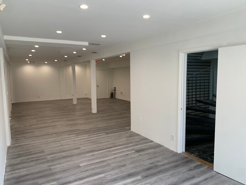 More Photos Of 14200-14238 SW 136th St, Miami Light Manufacturing For Lease