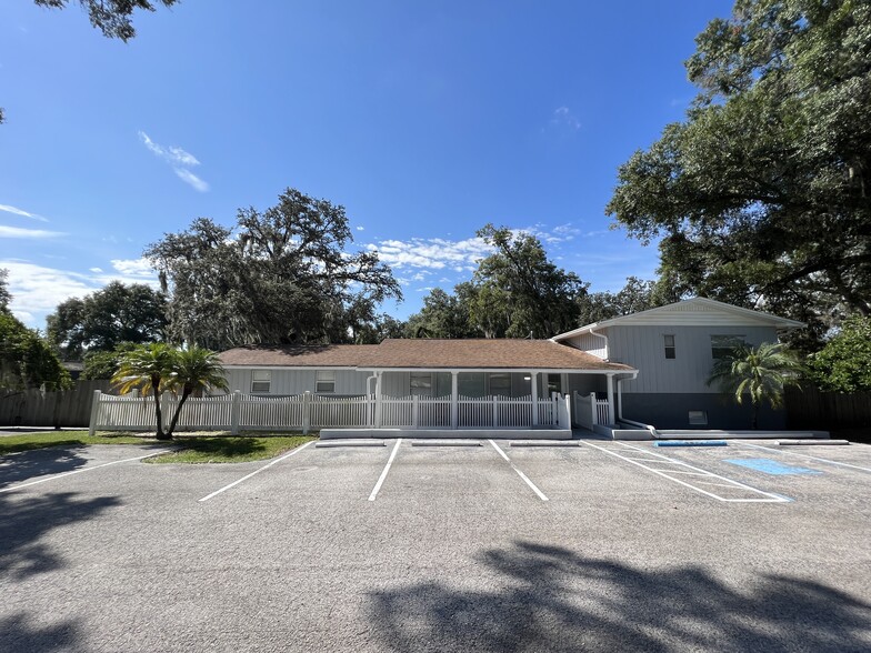 Primary Photo Of 505 Westbrook Ave, Brandon Office For Sale