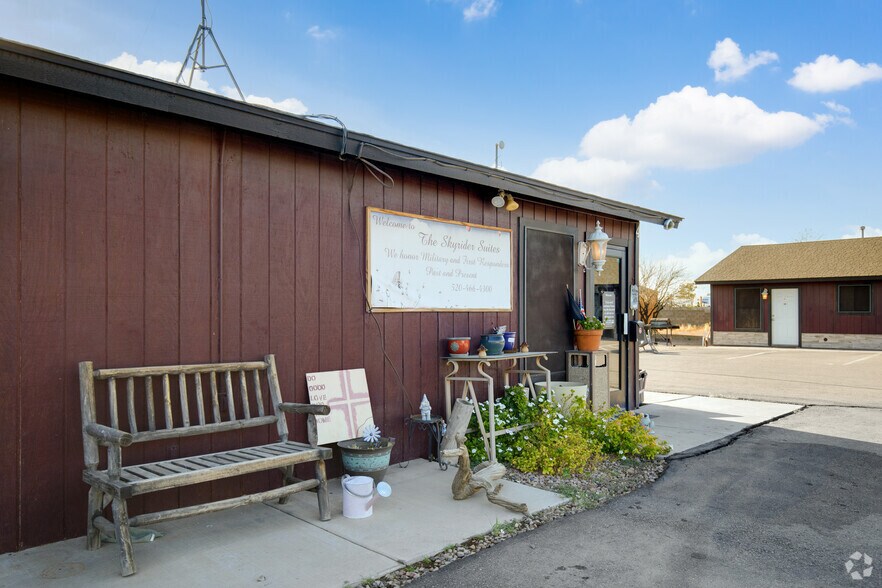 More Photos Of 4775 N Tumbleweed Rd, Eloy Hotel For Sale