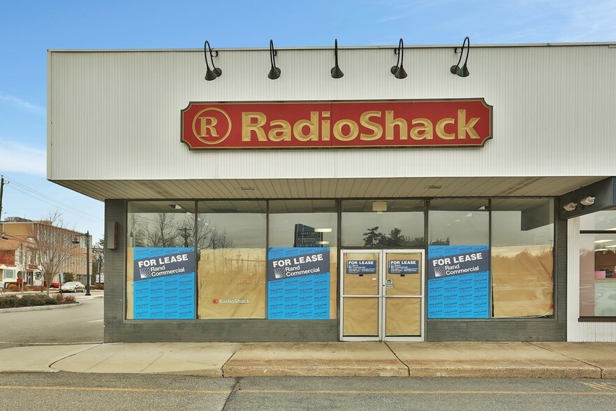Primary Photo Of 170-172 S Main St, New City General Retail For Lease