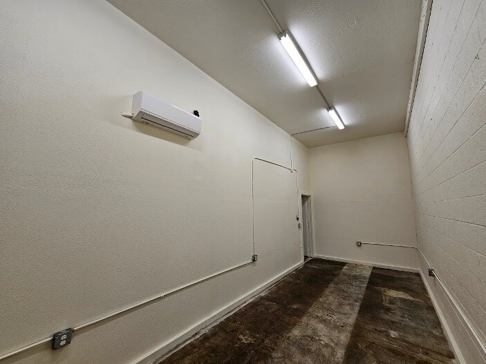 More Photos Of 804 E 18th St, Los Angeles Warehouse For Lease