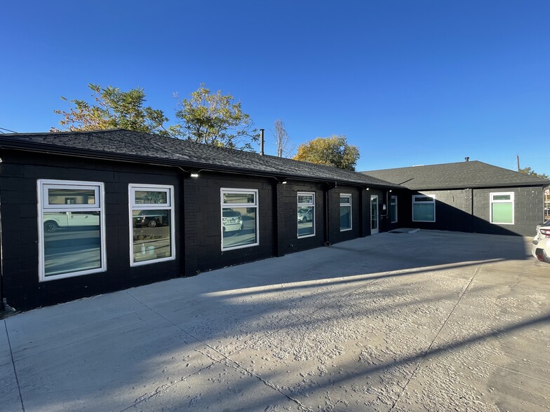 Primary Photo Of 2000 S Acoma St, Denver Warehouse For Lease