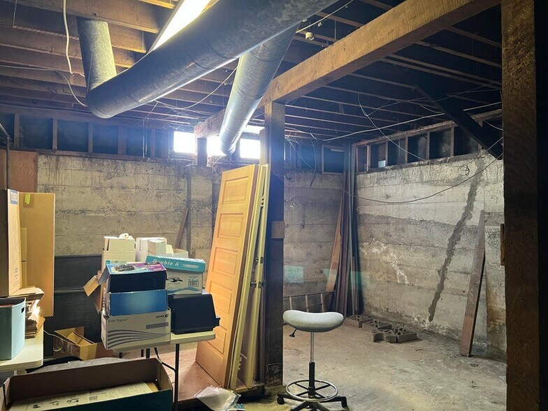 More Photos Of 326 I St, Eureka Office For Sale