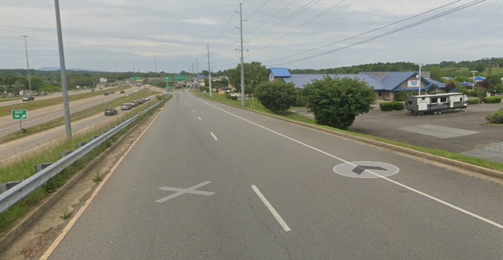 More Photos Of 504 Crockett Trace Dr, Morristown Restaurant For Sale