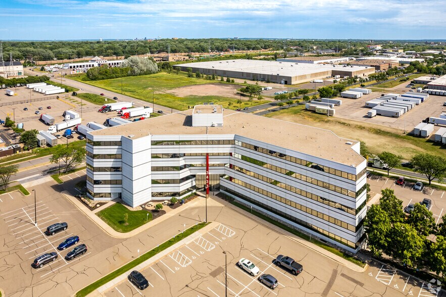 More Photos Of 3433 NE Broadway St, Minneapolis Office For Lease