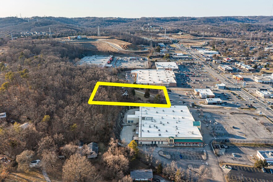 More Photos Of 2205 State St, New Albany Land For Sale