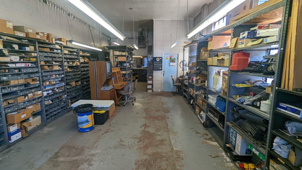 More Photos Of 113 Main St, Wanamingo Auto Repair For Sale
