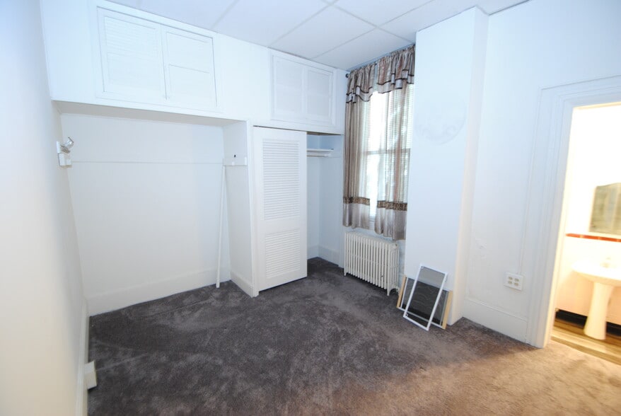 More Photos Of 129 E Broad St, Burlington Multifamily For Sale