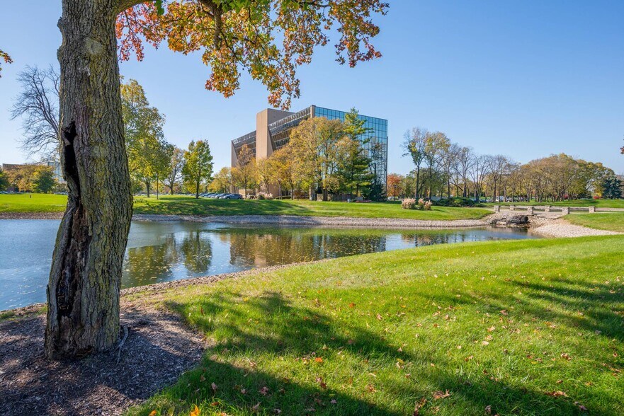 More Photos Of 555 Metro Pl N, Dublin Office For Lease