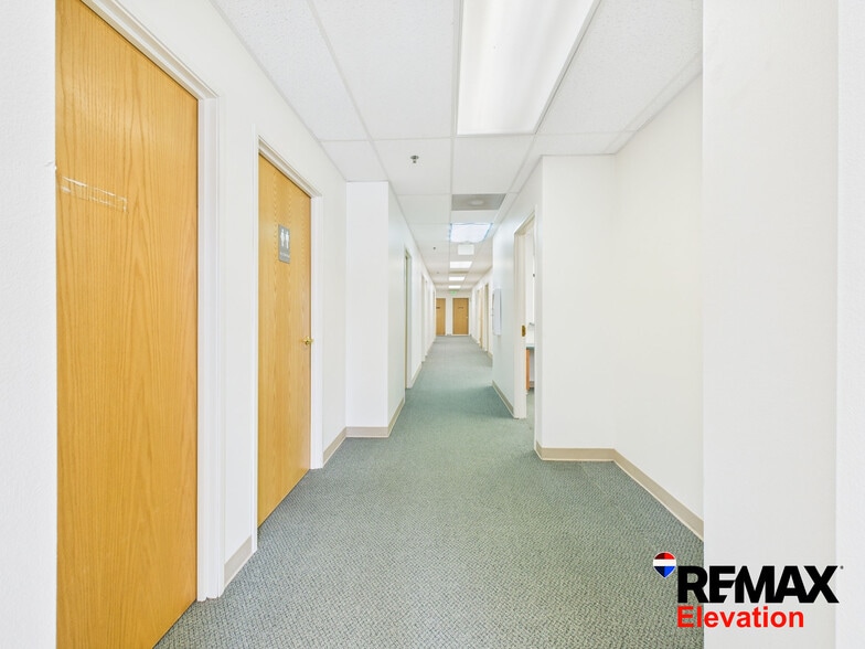 More Photos Of 156 N 6th St, Basin Office For Lease