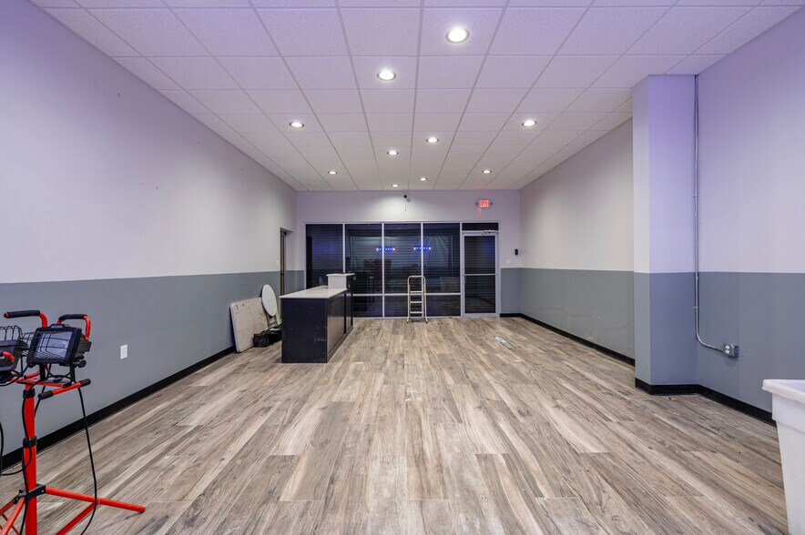 More Photos Of 1340 Highway 3 S, League City Freestanding For Sale