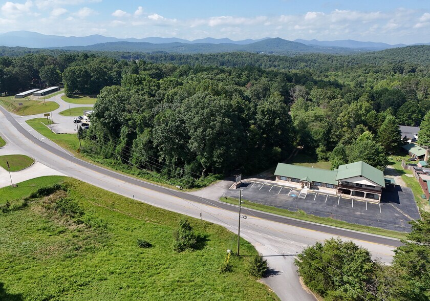 More Photos Of 10 Deer Crossing Trl, Blairsville Office For Lease