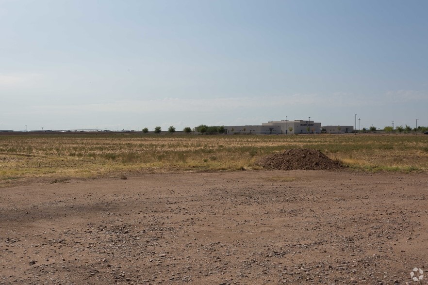 More Photos Of SEC Elliot & Power Rd, Mesa Land For Lease